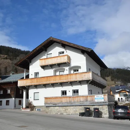 Leni 1 Dienten am Hochkönig