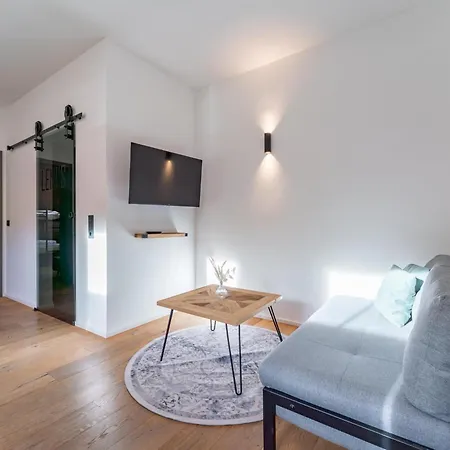 Leni 1 Apartment *